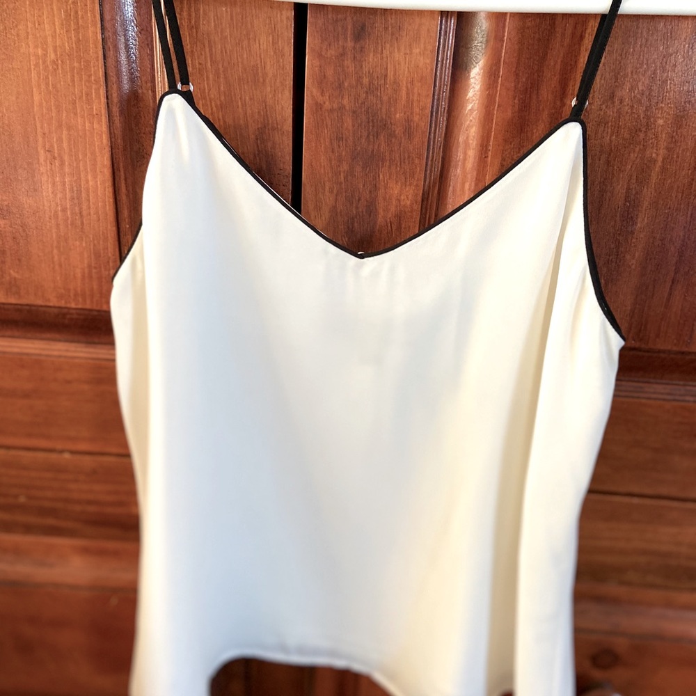 Top white banana republic